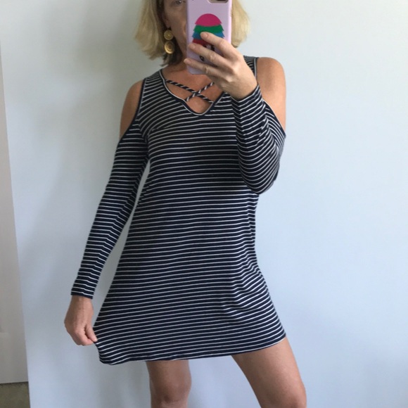 Navy & White Striped Cold Shoulder Dress - Picture 6 of 7